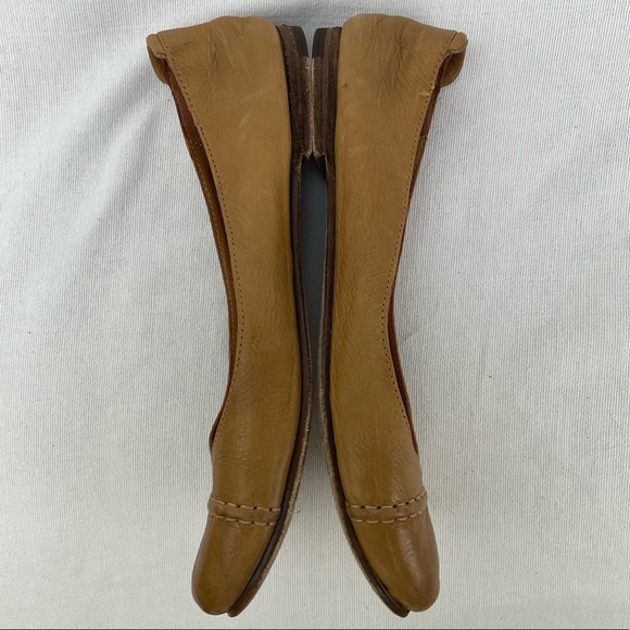 Frye Tan Leather Round Toe Flats - Women’s Size 9.5B - Picture 5 of 10